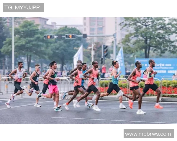 深圳攀岩队在城市马拉松积分榜上以77分稳居第一名引发关注 深圳攀岩队在城市马拉松积分榜上以77分稳居第一名引发关注